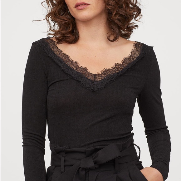Black lace v-neck top - Picture 1 of 1